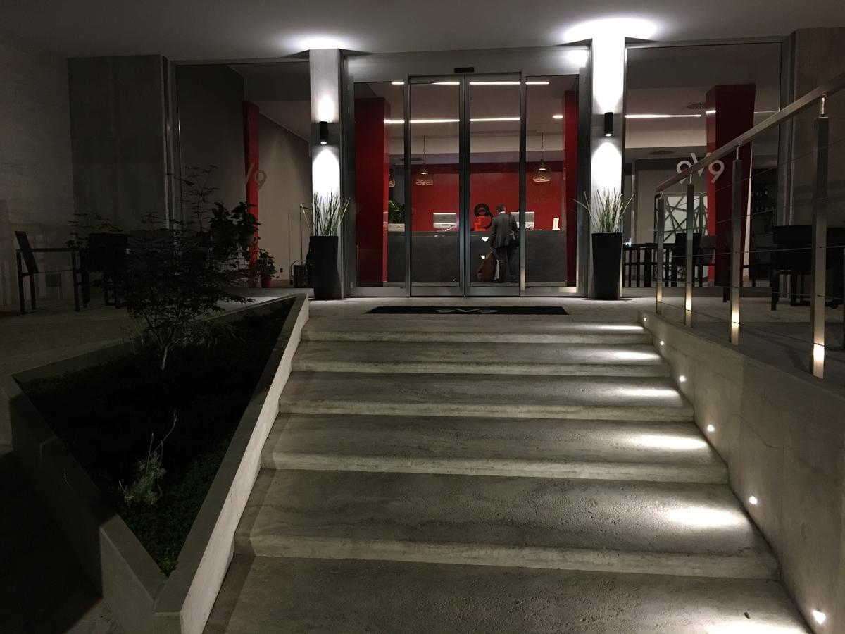 V99 Hotel Рим Экстерьер фото