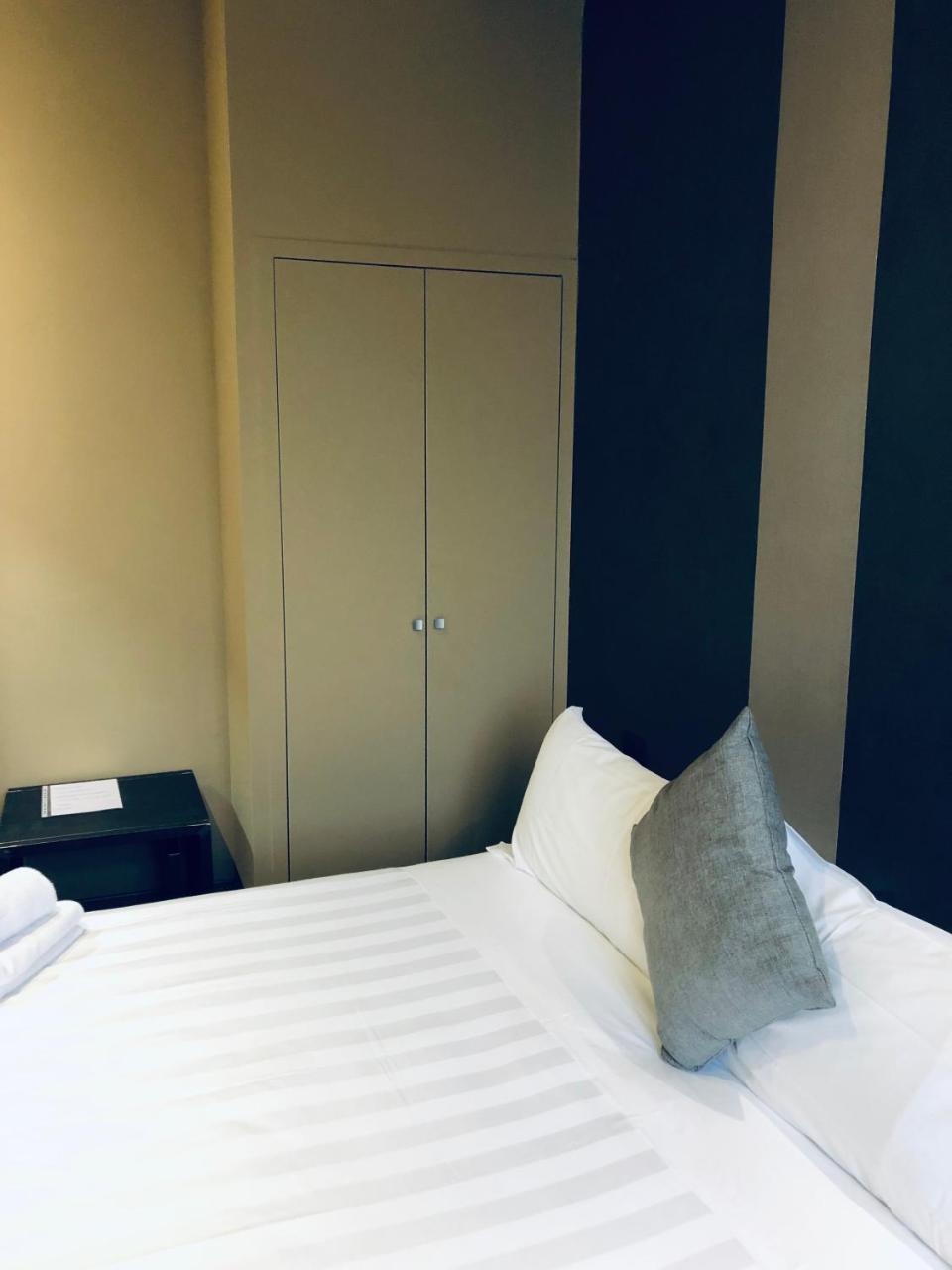V99 Hotel Рим Экстерьер фото