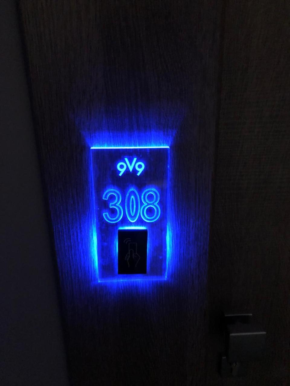 V99 Hotel Рим Экстерьер фото